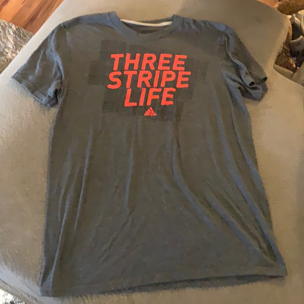 Men’s Addidas tee M